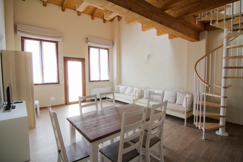 Agriturismo Cascina Della Fontana Lodi Pokoj fotografie